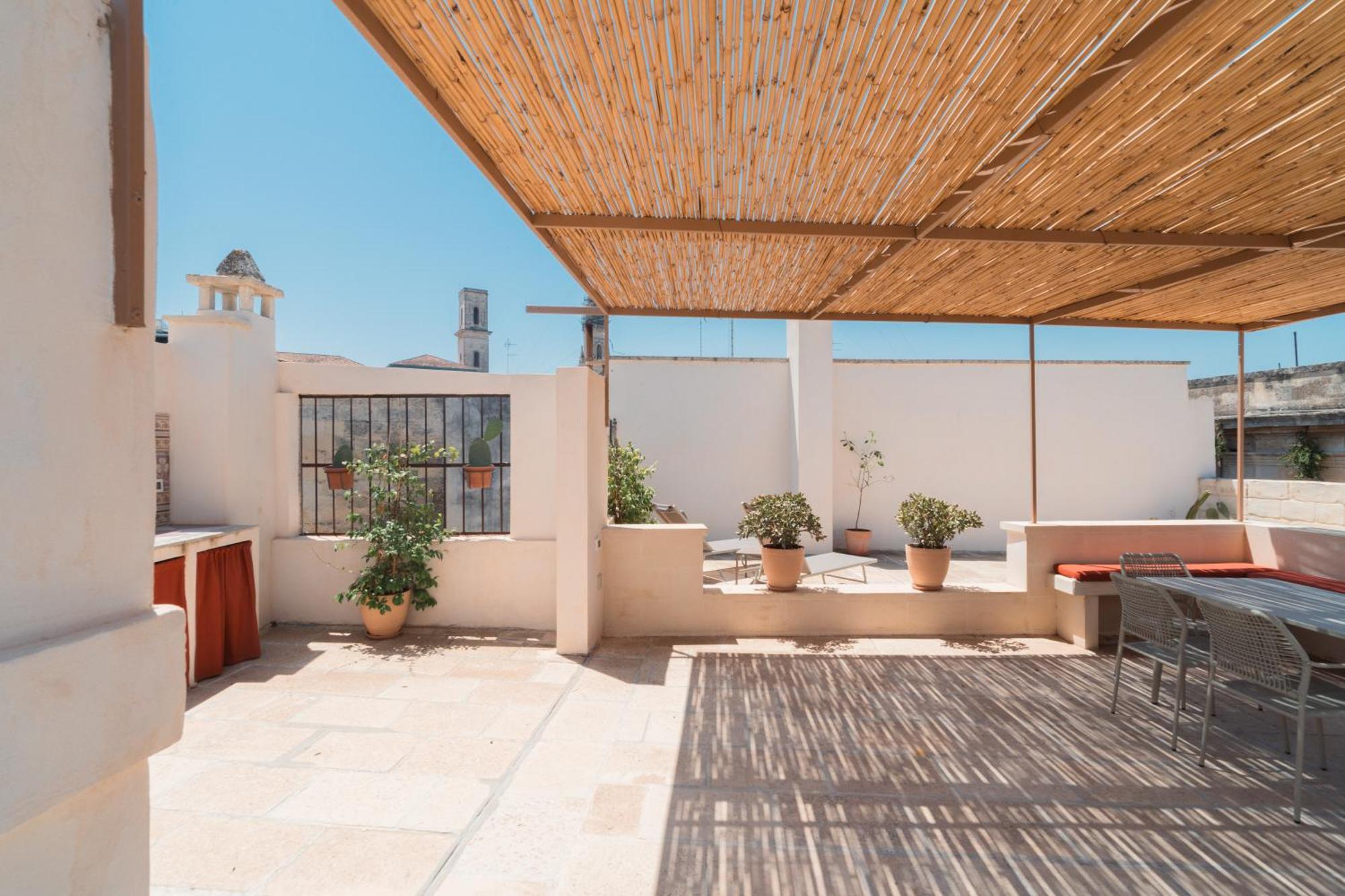 Lotus Apartment & Rooftop By Residence Colibri Lecce Exterior photo