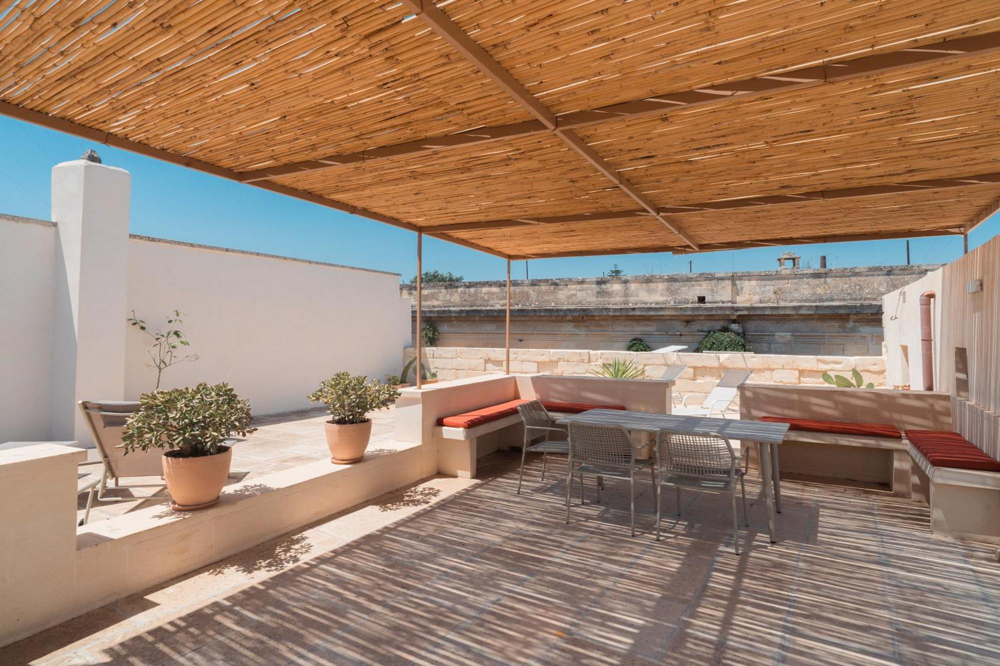 Lotus Apartment & Rooftop By Residence Colibri Lecce Exterior photo